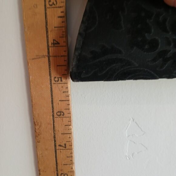 Lulu Guinness Silk Clutch Black Magnetic Closure Embellished 5"x10.5" Evening - Picture 7 of 7